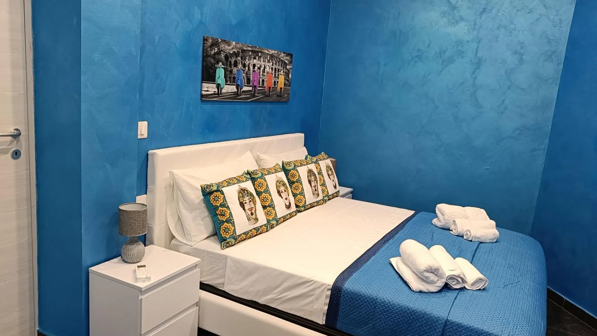 Holiday Catania Apartments location